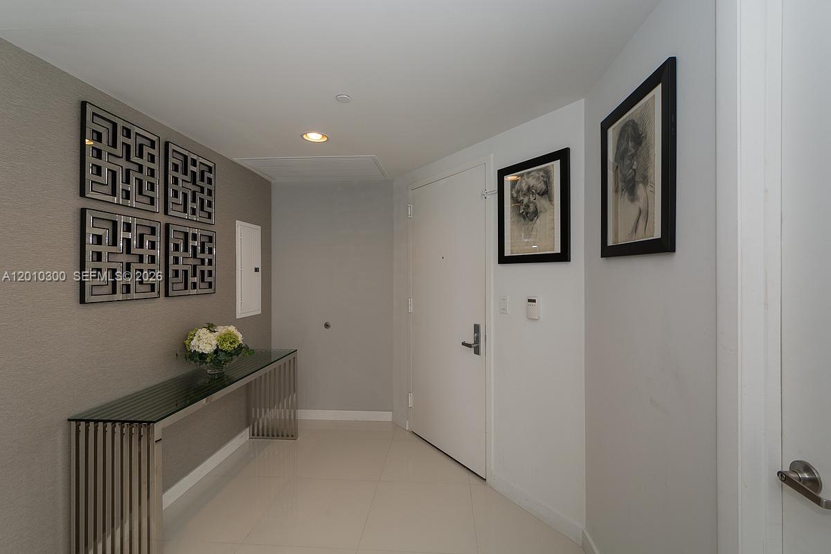 495 Brickell Ave #3710 Miami, FL 33131