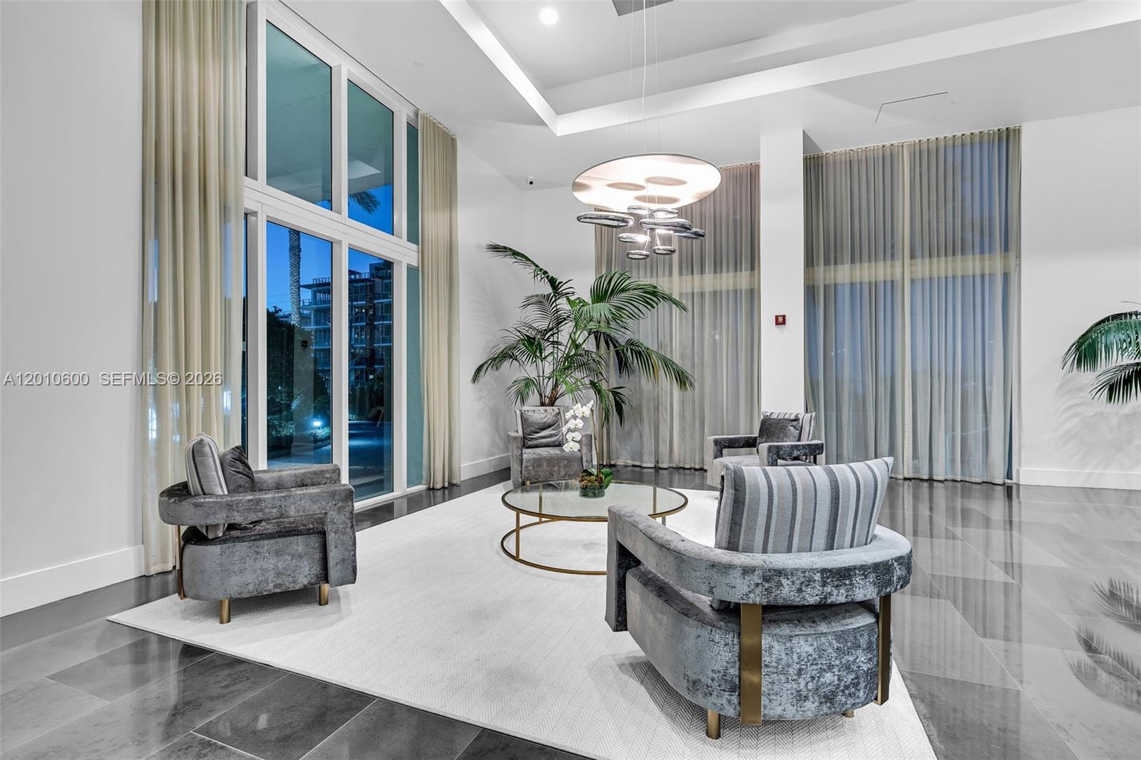 image Grand Venetian38