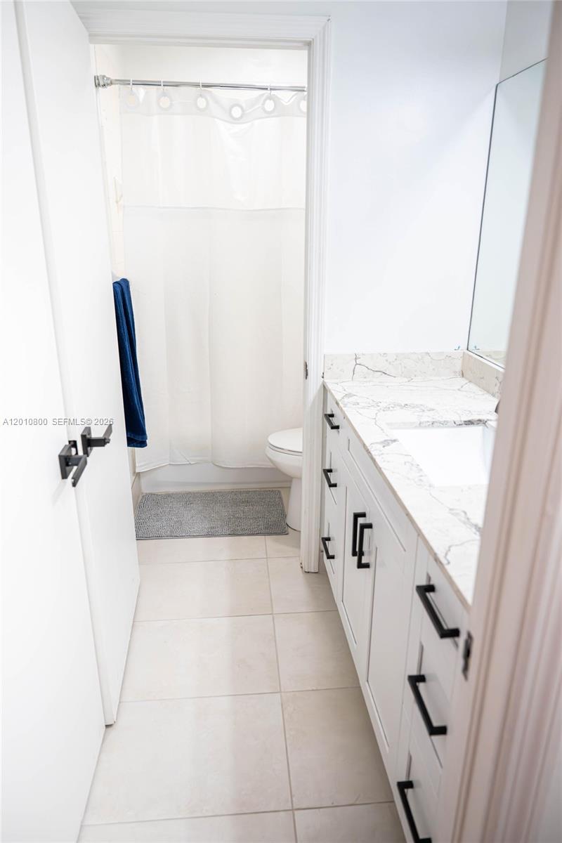 9167 Fontainebleau Blvd #6 Miami, FL 33172