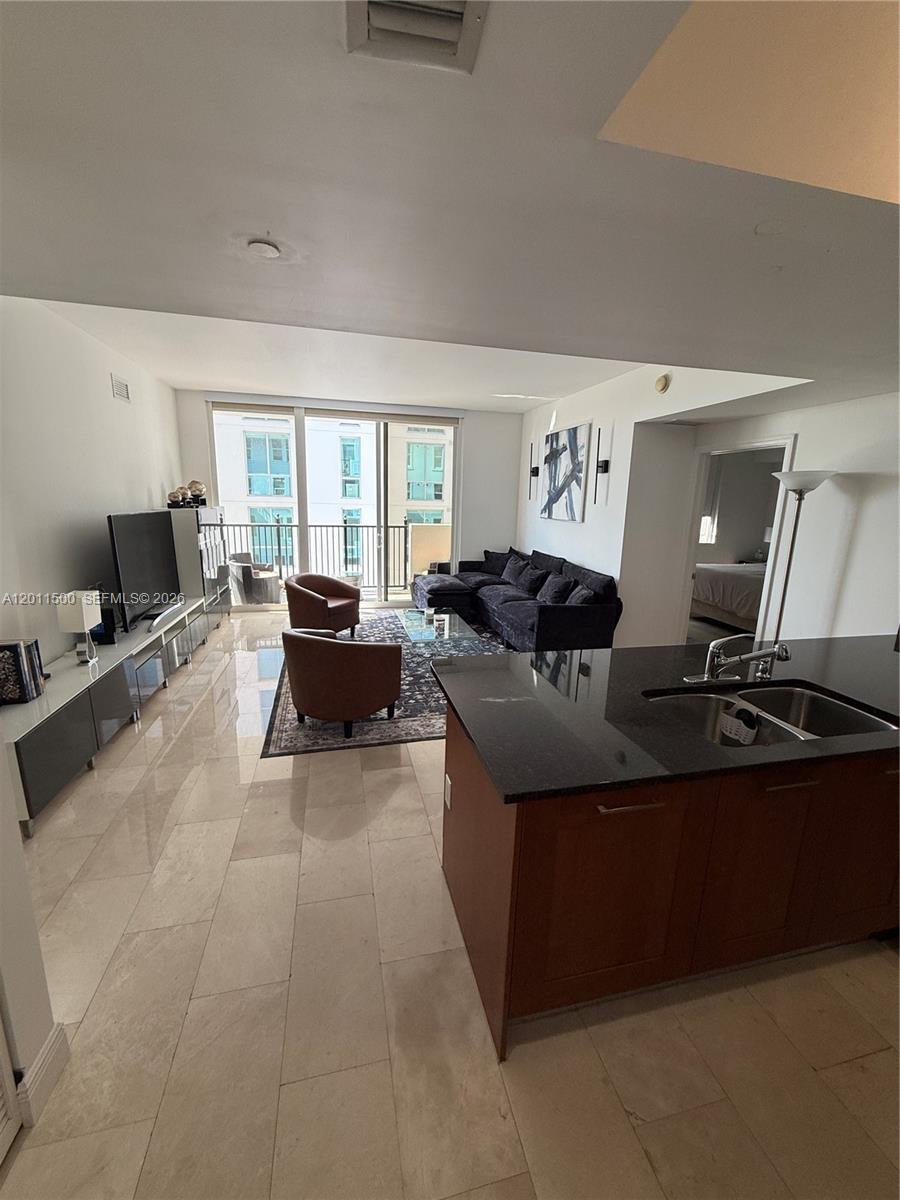 4100 Salzedo St #811 Coral Gables, FL 33146