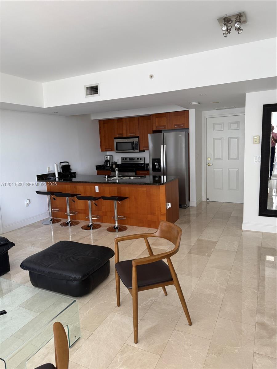 4100 Salzedo St #811 Coral Gables, FL 33146