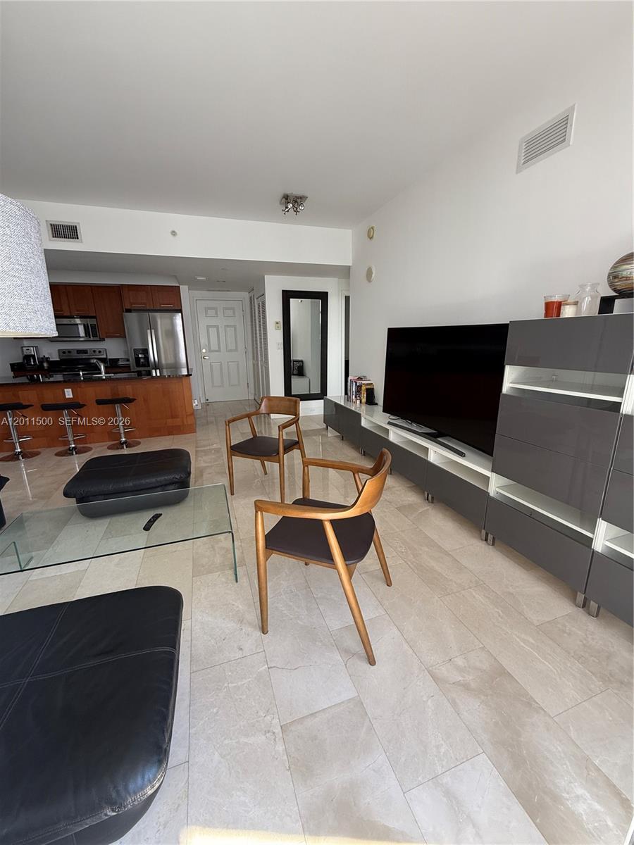 4100 Salzedo St #811 Coral Gables, FL 33146