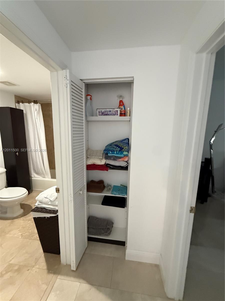 4100 Salzedo St #811 Coral Gables, FL 33146