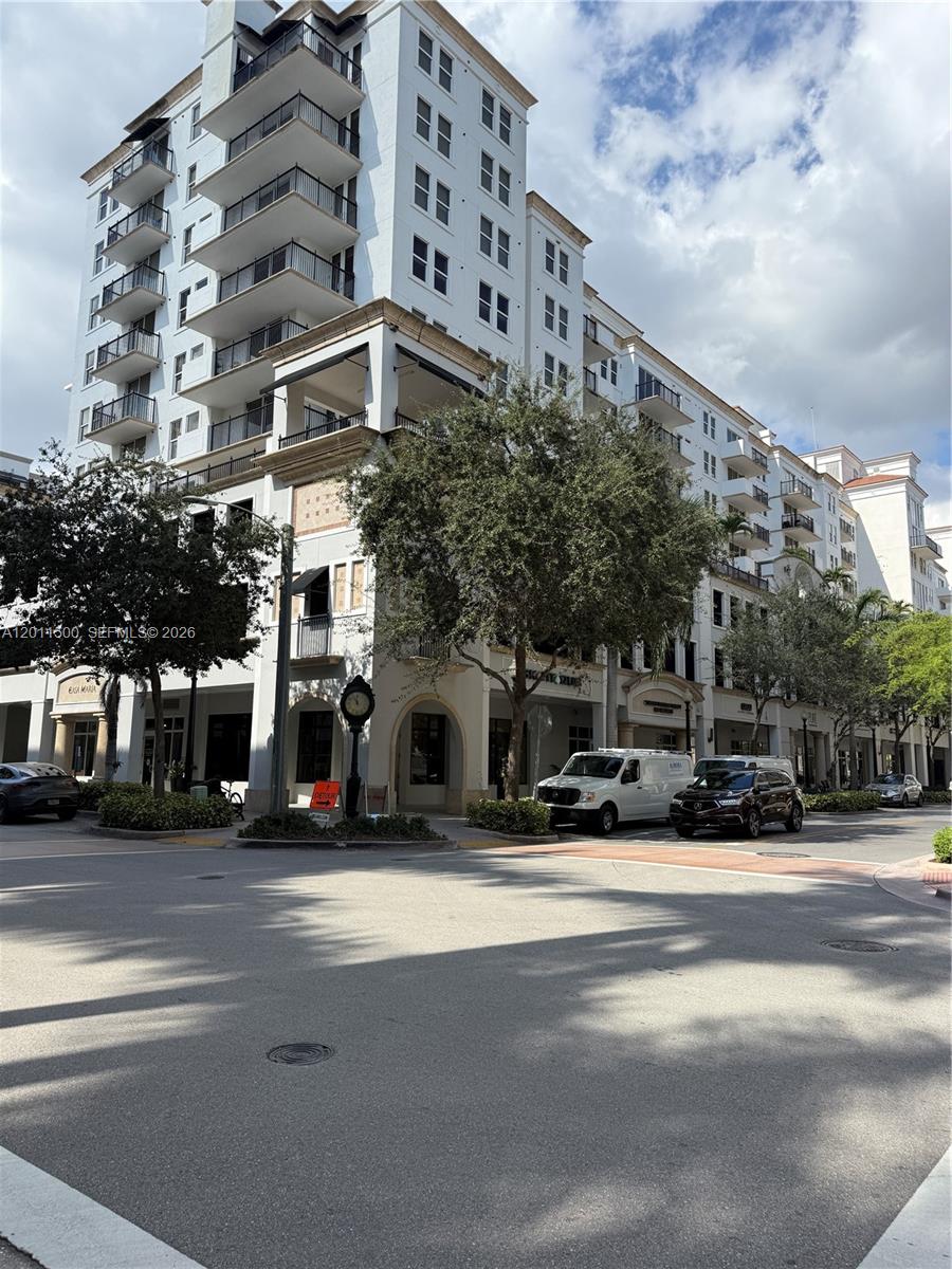 4100 Salzedo St #811 Coral Gables, FL 33146