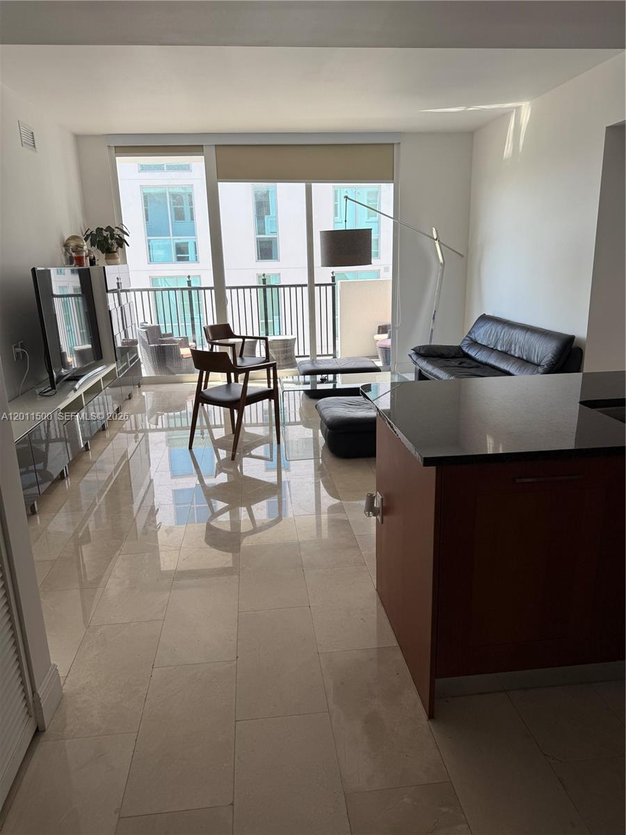 4100 Salzedo St #811 Coral Gables, FL 33146