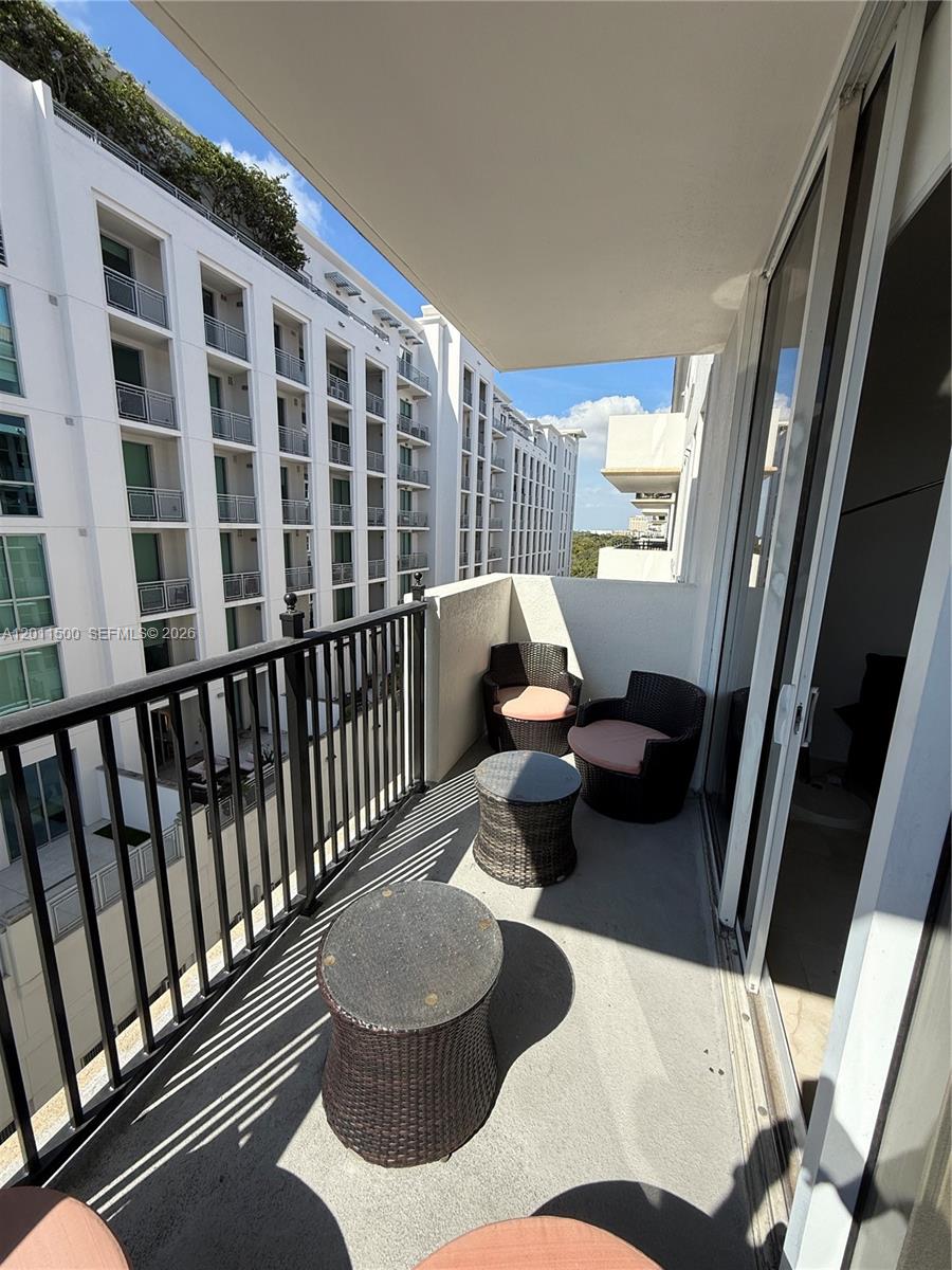 4100 Salzedo St #811 Coral Gables, FL 33146