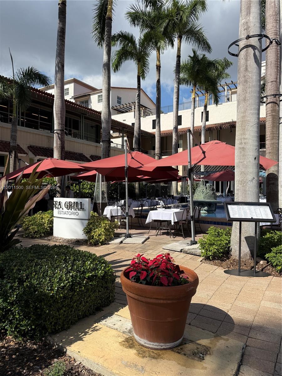 4100 Salzedo St #811 Coral Gables, FL 33146