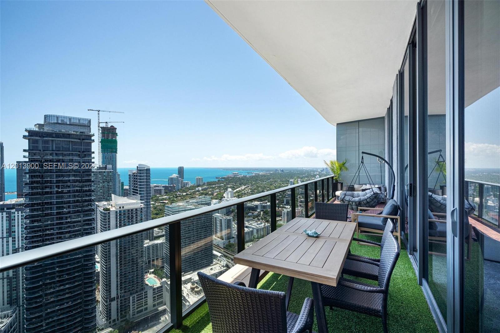 801 S Miami Ave #5702 Miami, FL 33130