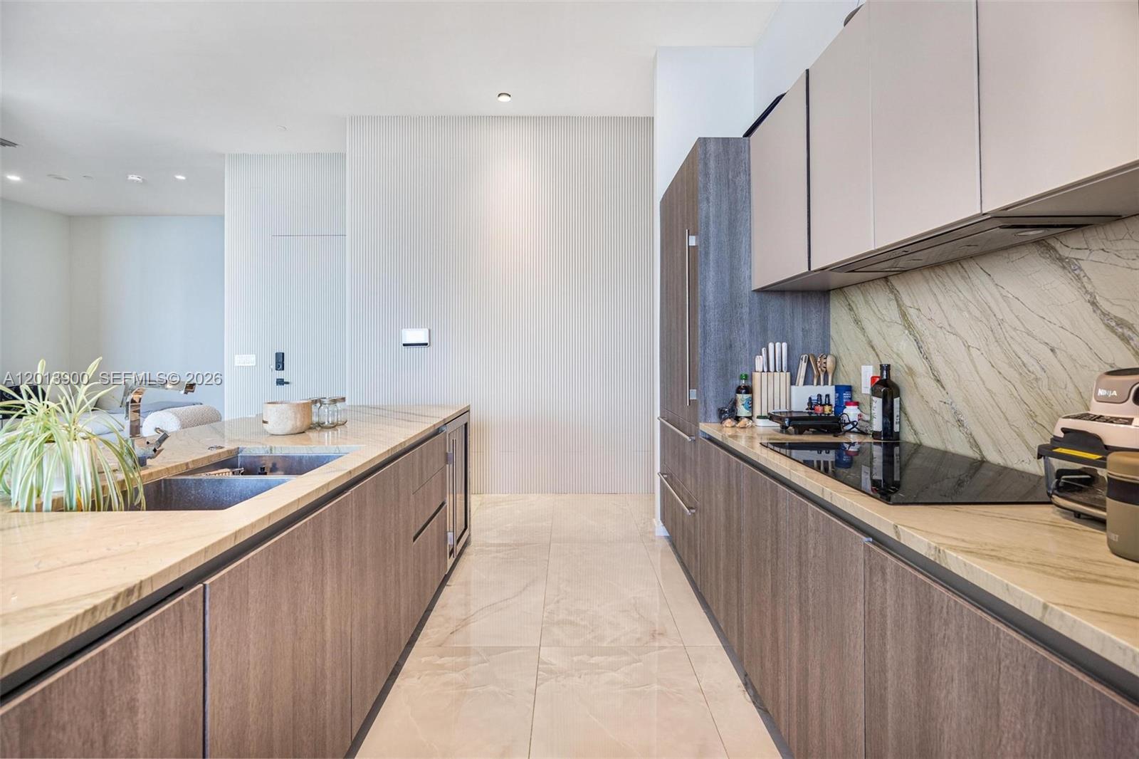 801 S Miami Ave #5702 Miami, FL 33130