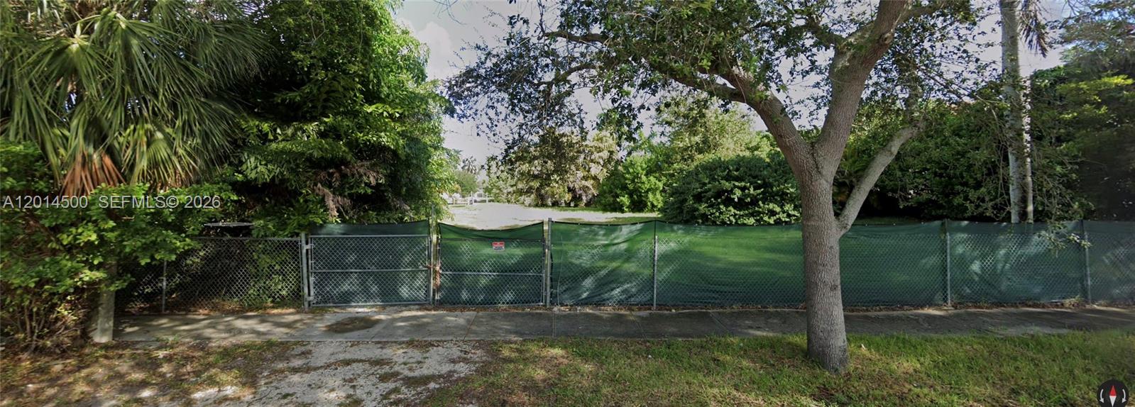 1101 NE 83rd Miami, FL 33138