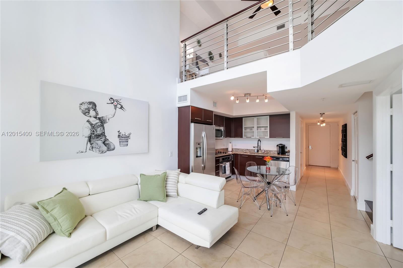 41 SE 5th St #2410 Miami, FL 33131