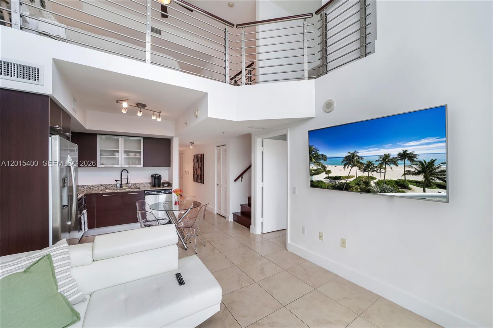 41 SE 5th St #2410 Miami, FL 33131