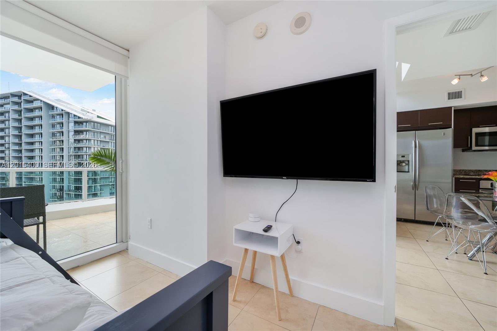 41 SE 5th St #2410 Miami, FL 33131