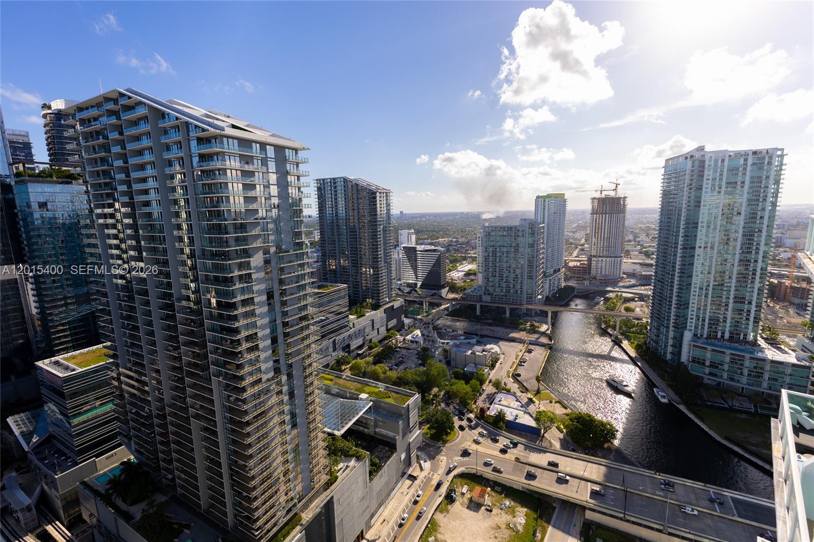 41 SE 5th St #2410 Miami, FL 33131