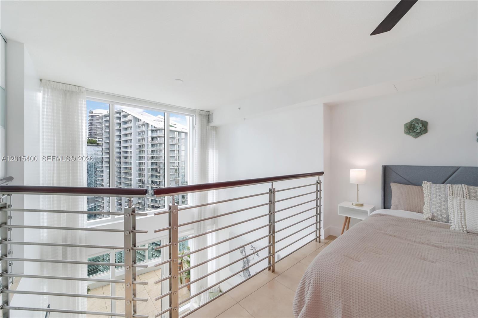 41 SE 5th St #2410 Miami, FL 33131
