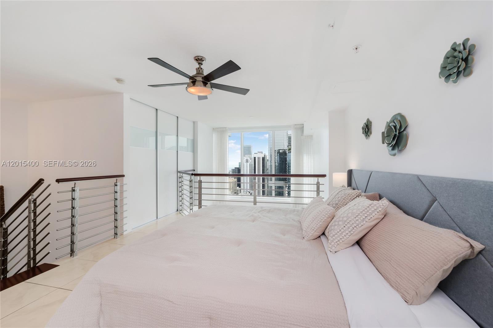 41 SE 5th St #2410 Miami, FL 33131