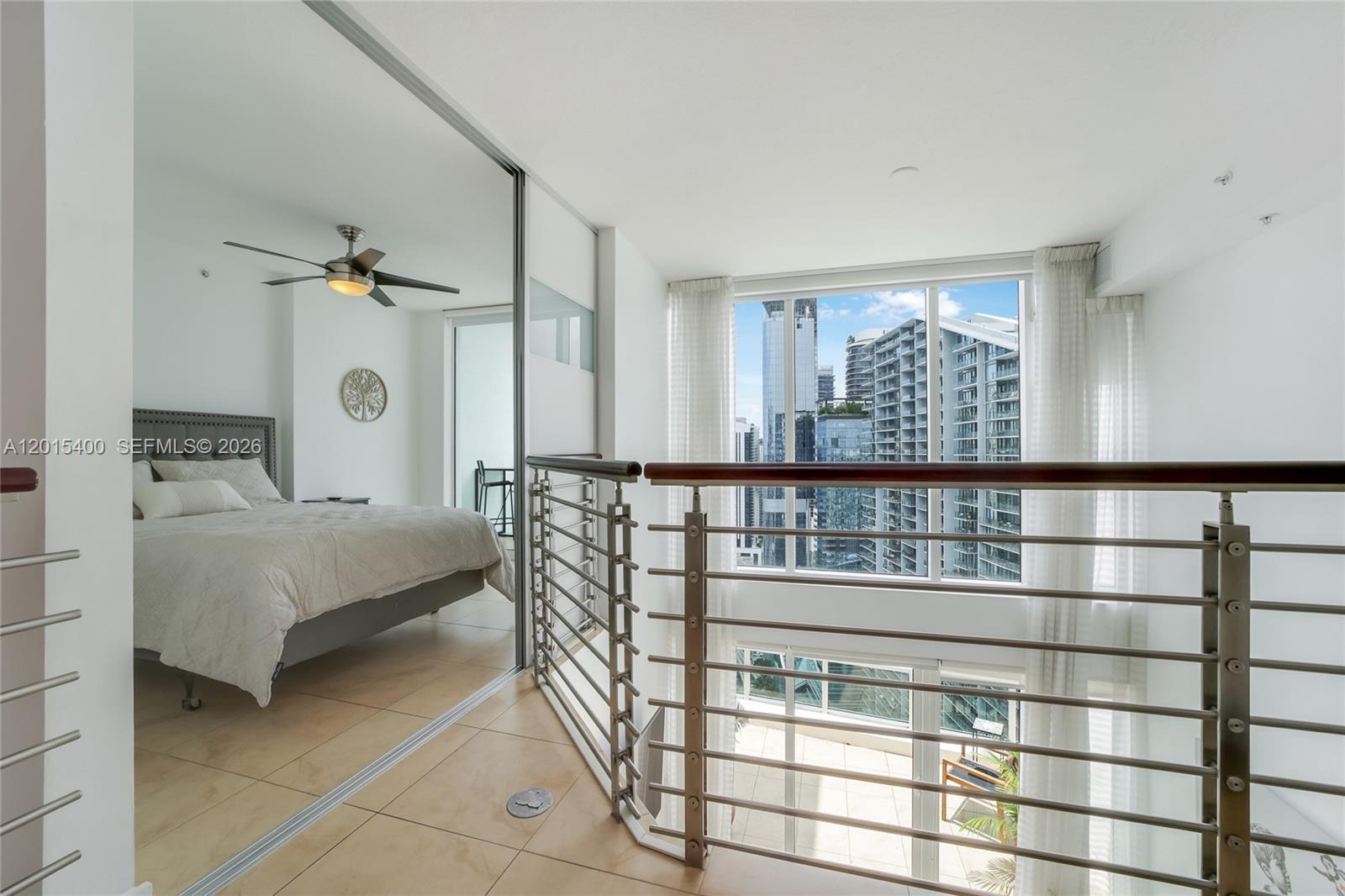 41 SE 5th St #2410 Miami, FL 33131
