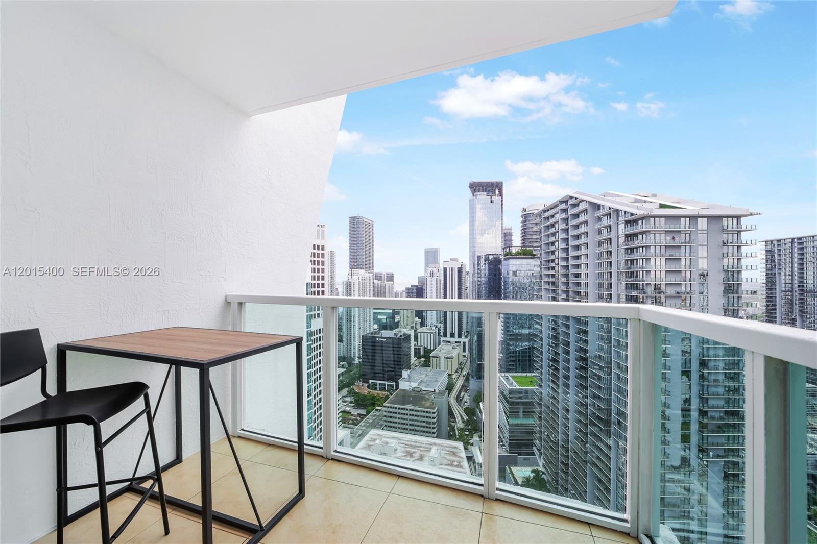 41 SE 5th St #2410 Miami, FL 33131