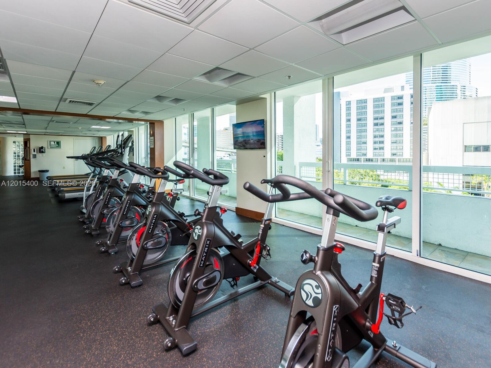 41 SE 5th St #2410 Miami, FL 33131