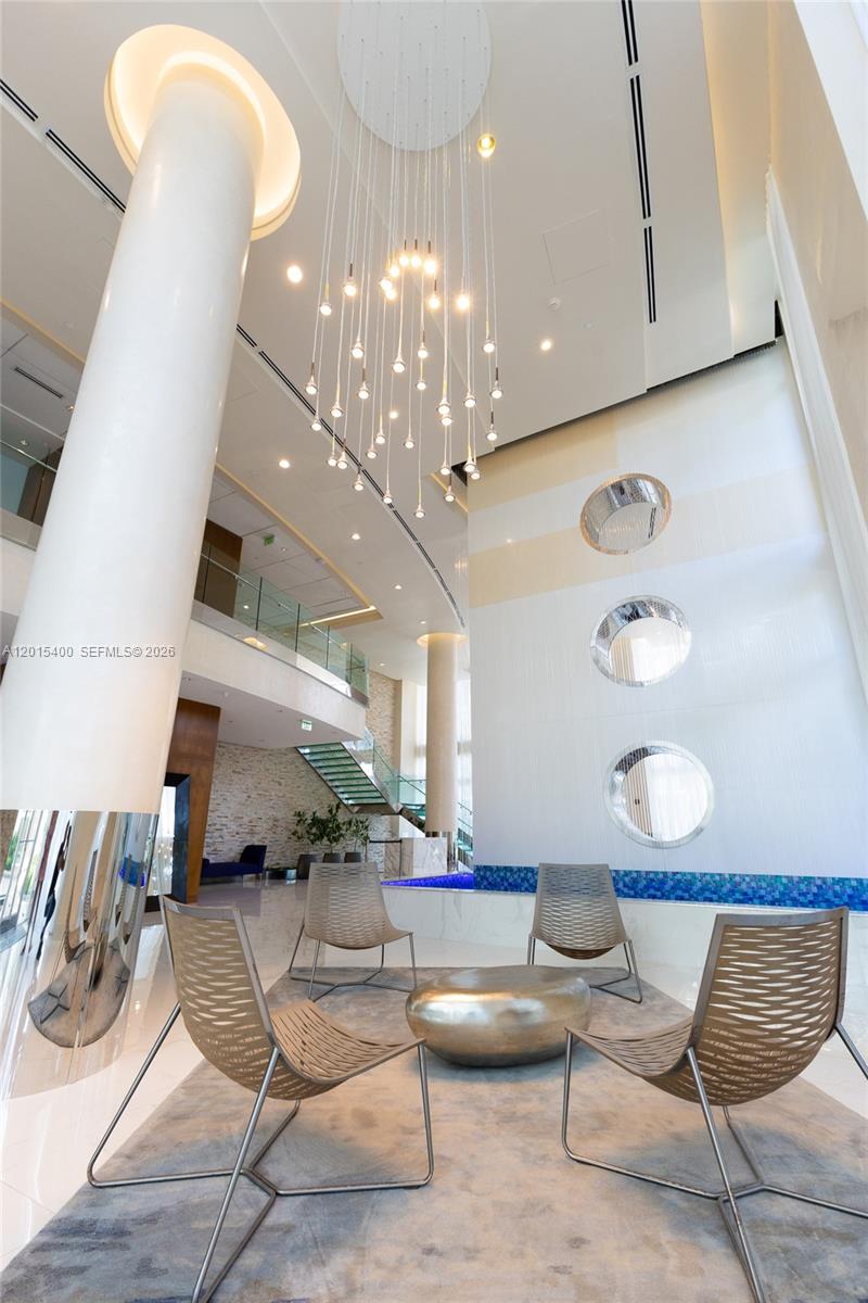 41 SE 5th St #2410 Miami, FL 33131