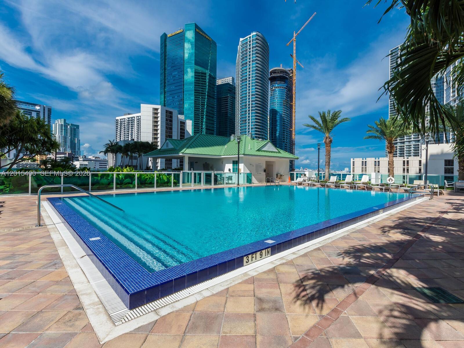 41 SE 5th St #2410 Miami, FL 33131