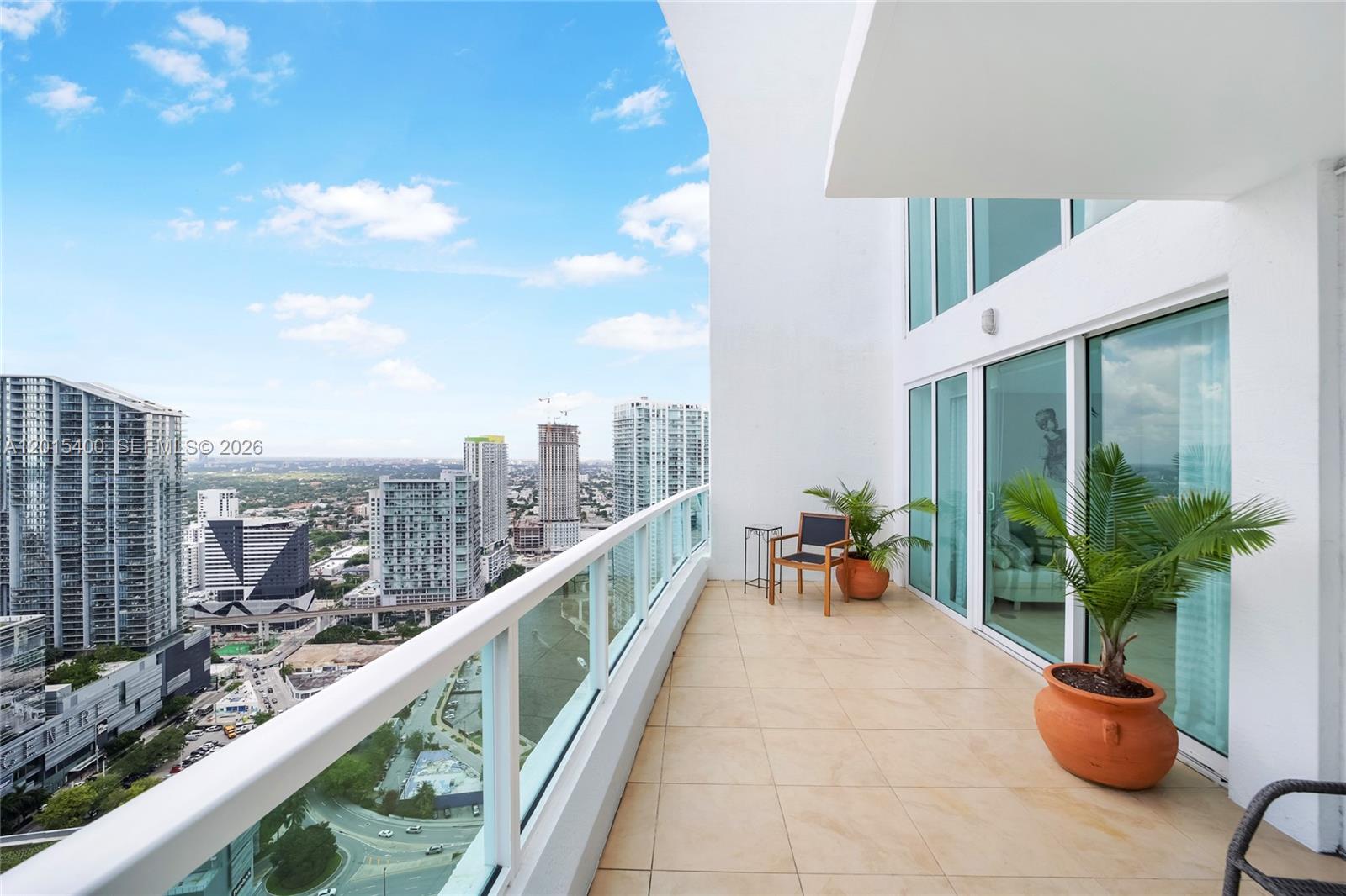 41 SE 5th St #2410 Miami, FL 33131