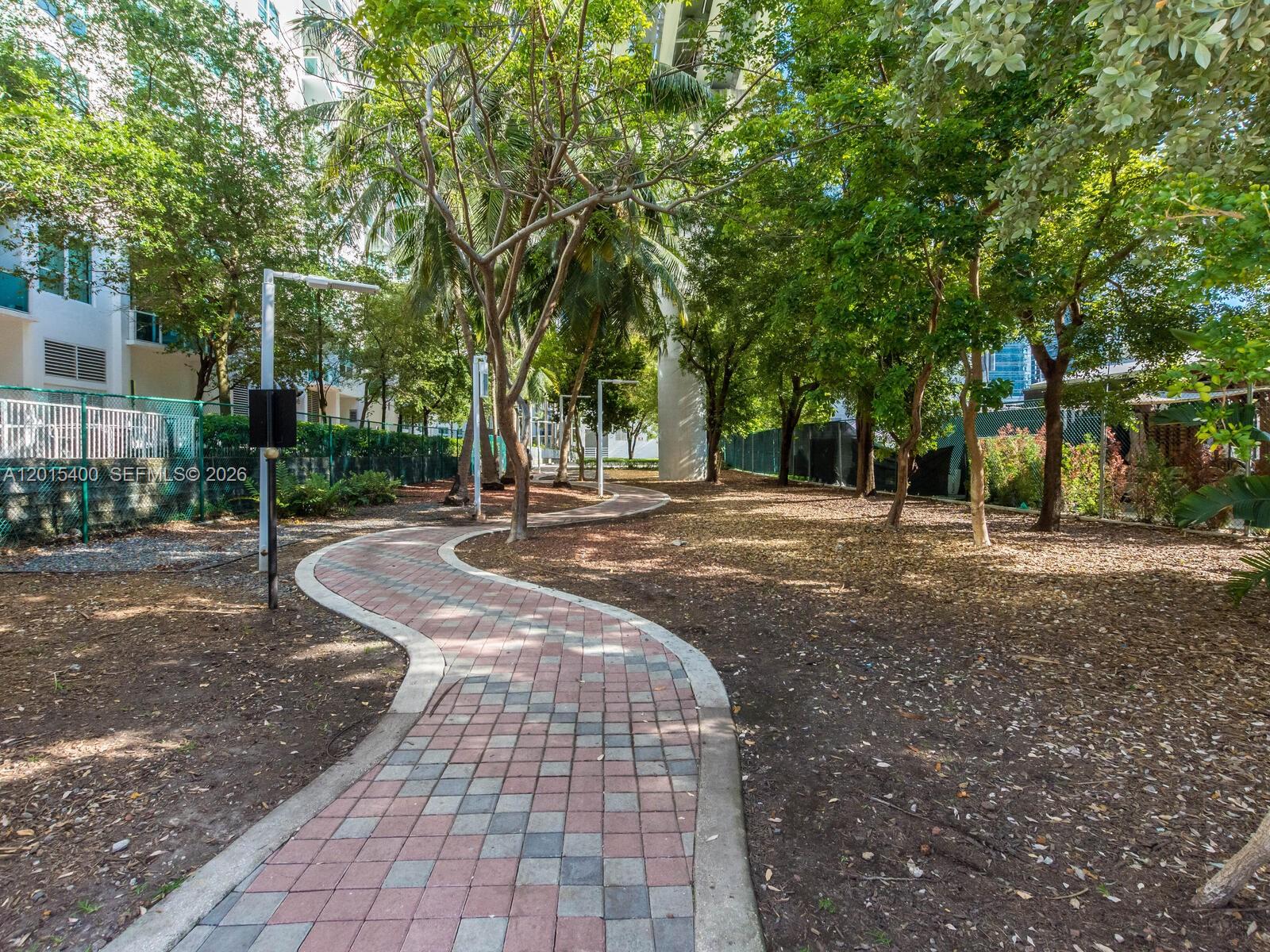 41 SE 5th St #2410 Miami, FL 33131