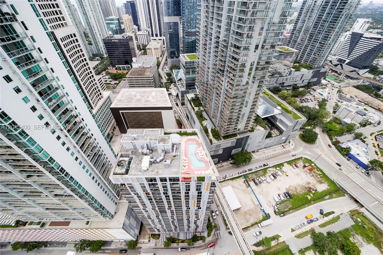 41 SE 5th St #2410 Miami, FL 33131