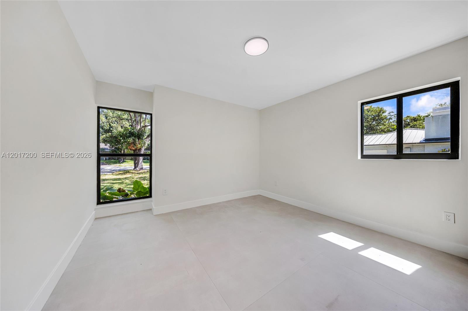 8120 SW 162nd St Palmetto Bay, FL 33157