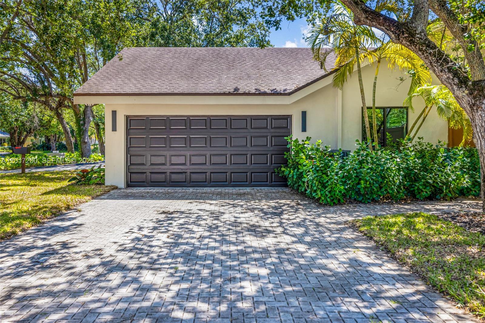 8120 SW 162nd St Palmetto Bay, FL 33157