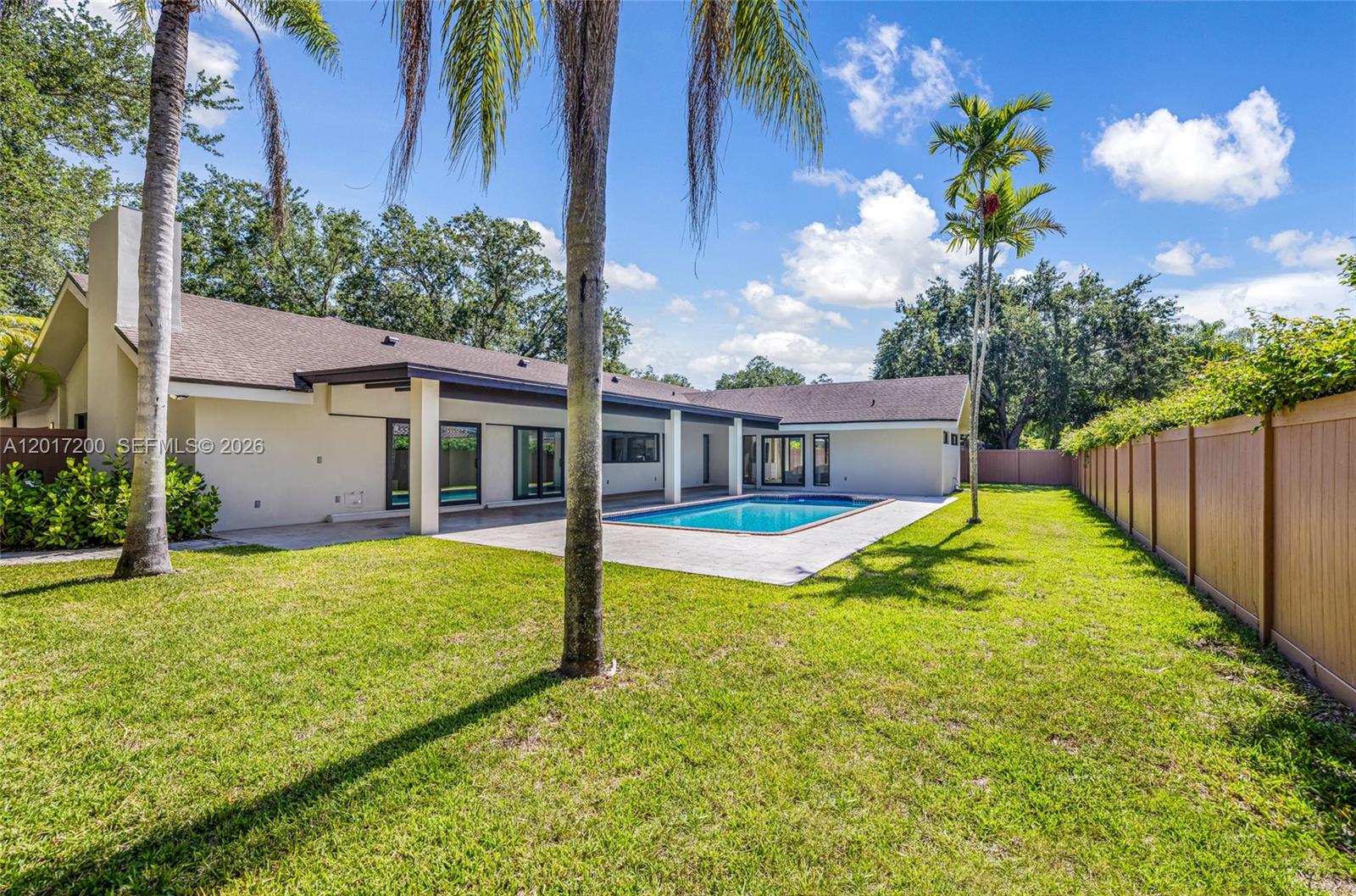 8120 SW 162nd St Palmetto Bay, FL 33157