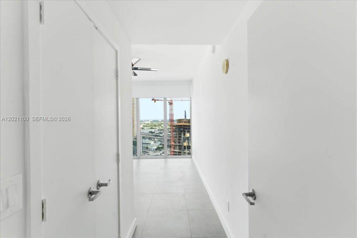 image Marina Blue21