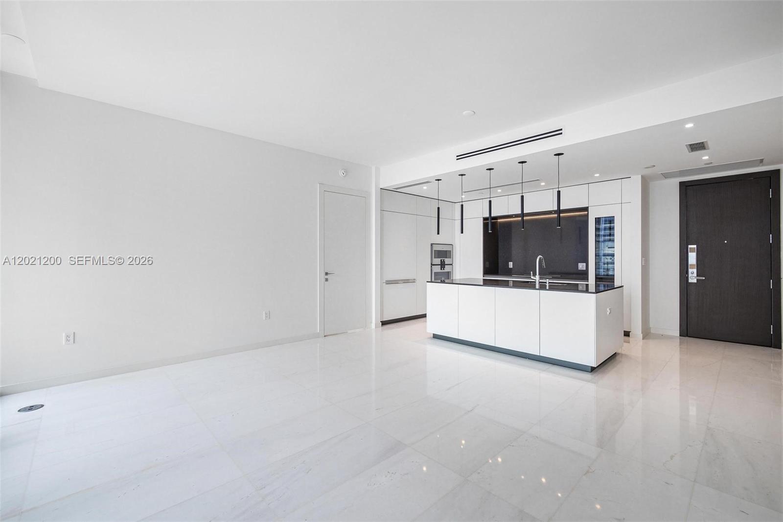 image Aston Martin Residences10