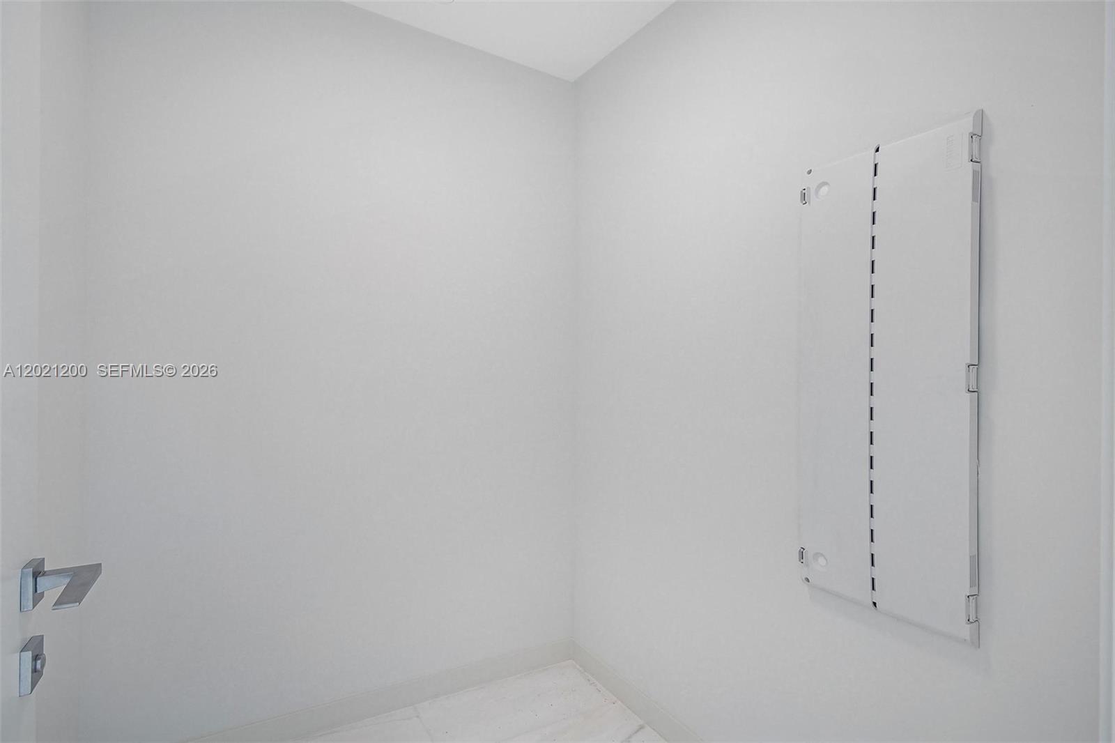 image Aston Martin Residences17