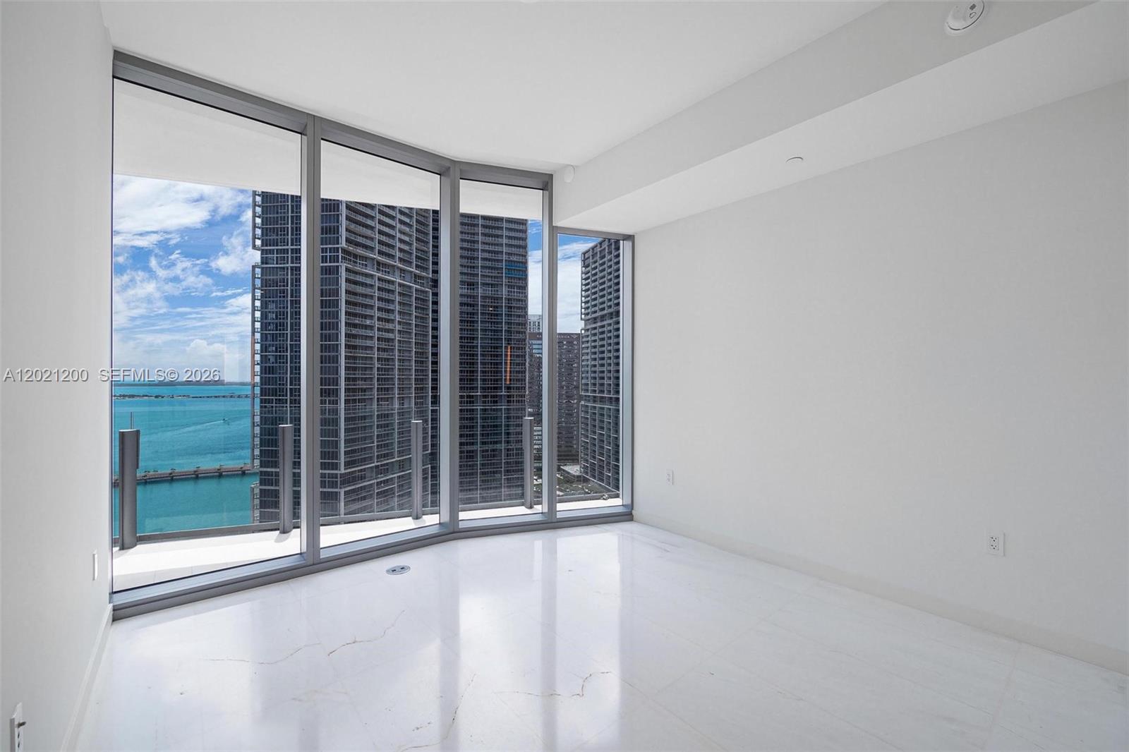 image Aston Martin Residences21