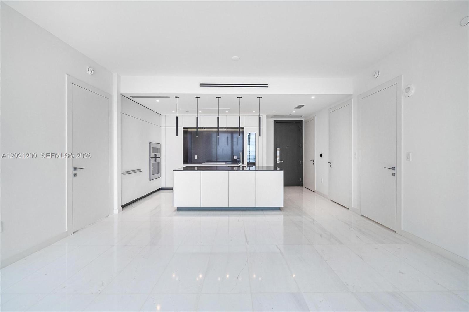 image Aston Martin Residences4