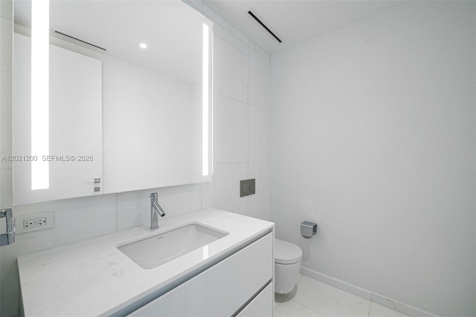 image Aston Martin Residences6
