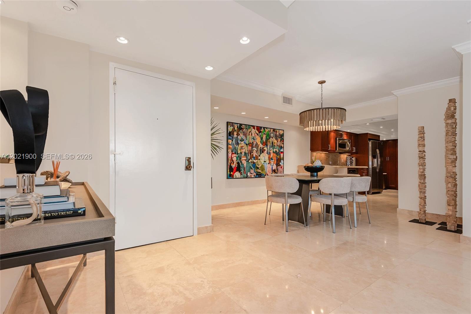 1121 Crandon Blvd #E405 Key Biscayne, FL 33149