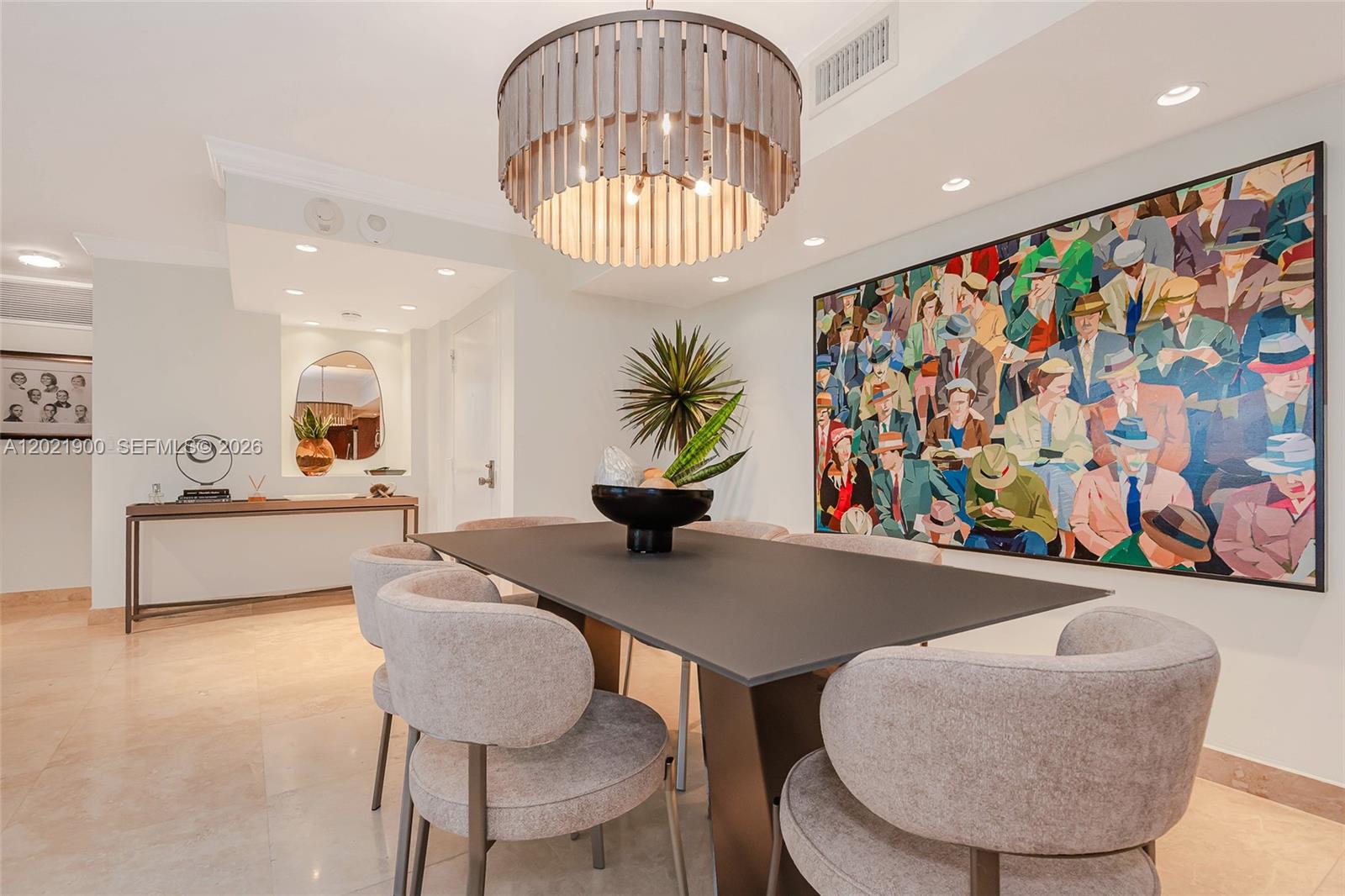 1121 Crandon Blvd #E405 Key Biscayne, FL 33149