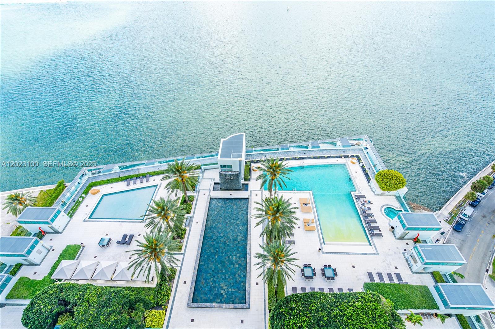 1331 Brickell Bay Dr #2007 Miami, FL 33131