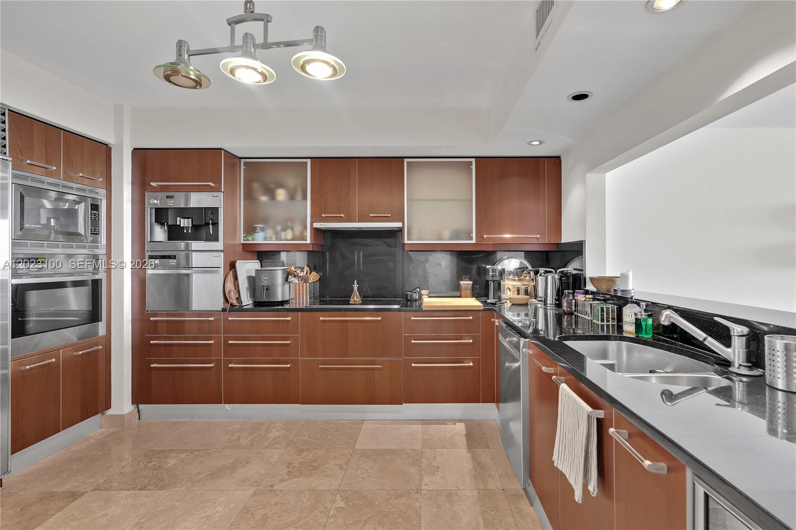 1331 Brickell Bay Dr #2007 Miami, FL 33131