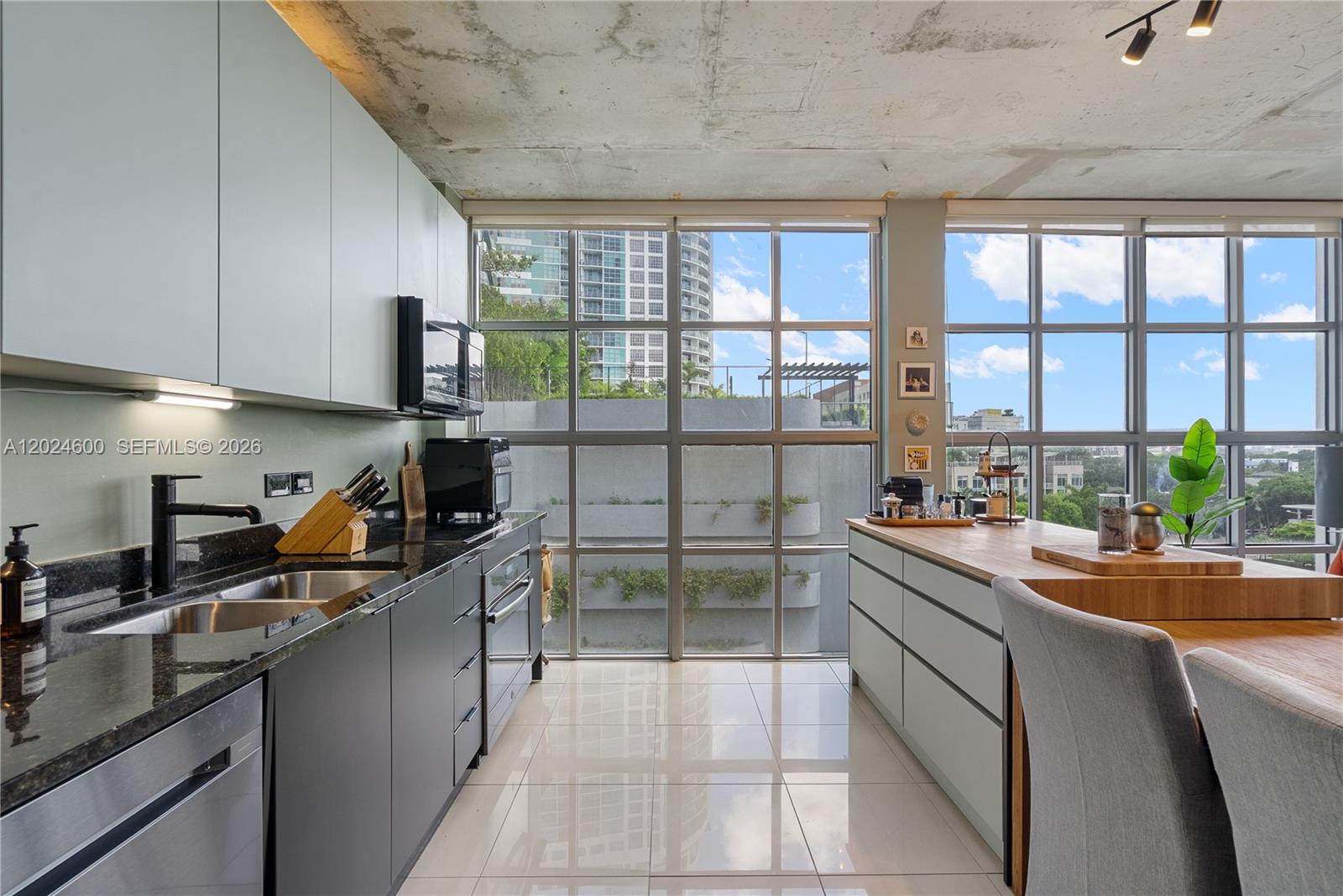 3451 NE 1st Ave #M0706 Miami, FL 33137