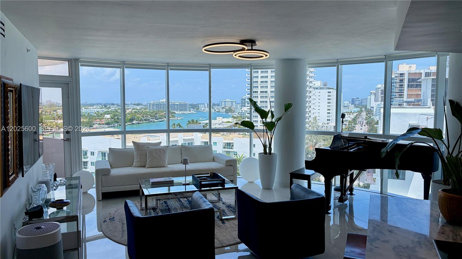 6301 Collins Ave #1207 Miami Beach, FL 33141