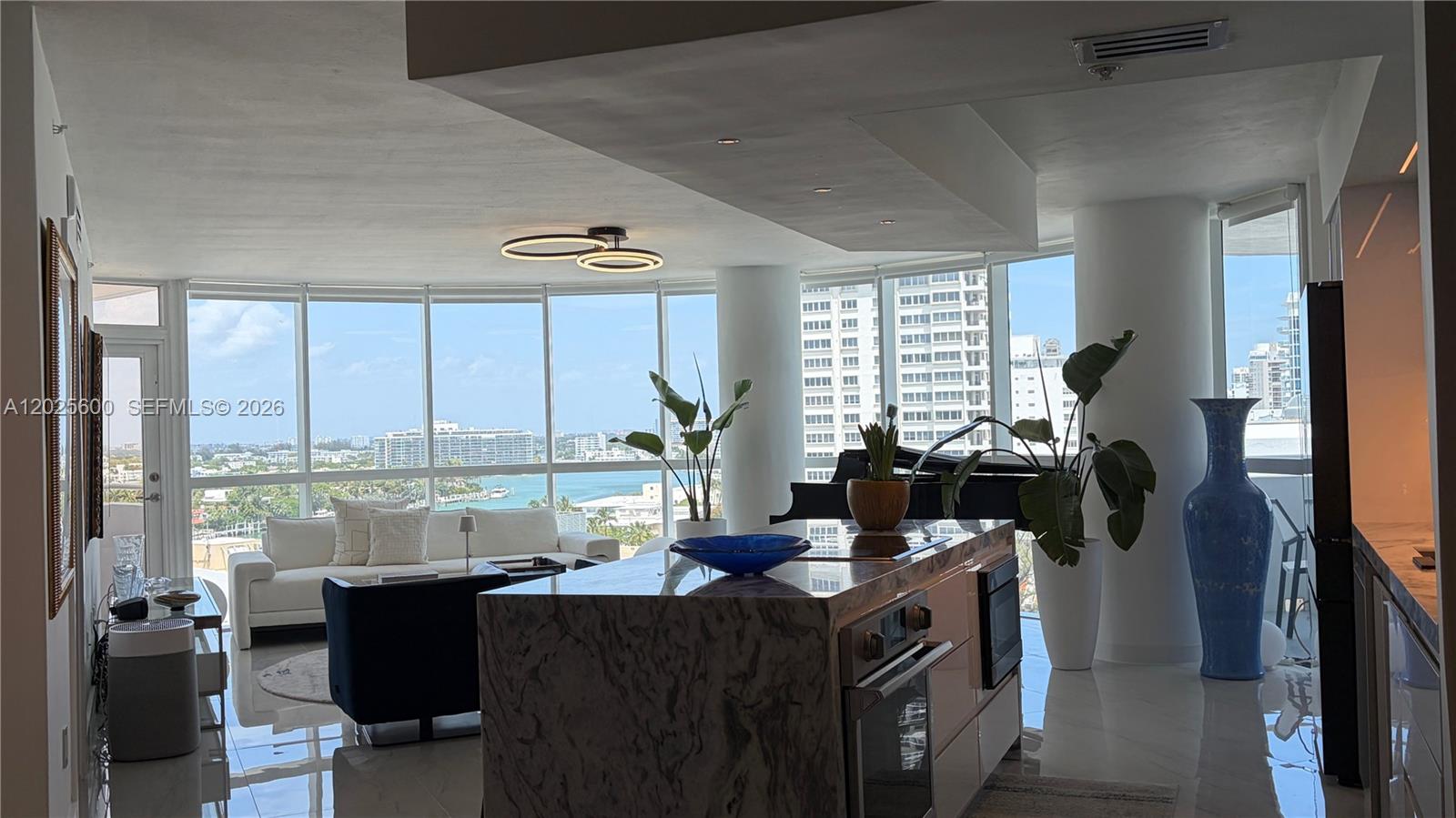 6301 Collins Ave #1207 Miami Beach, FL 33141