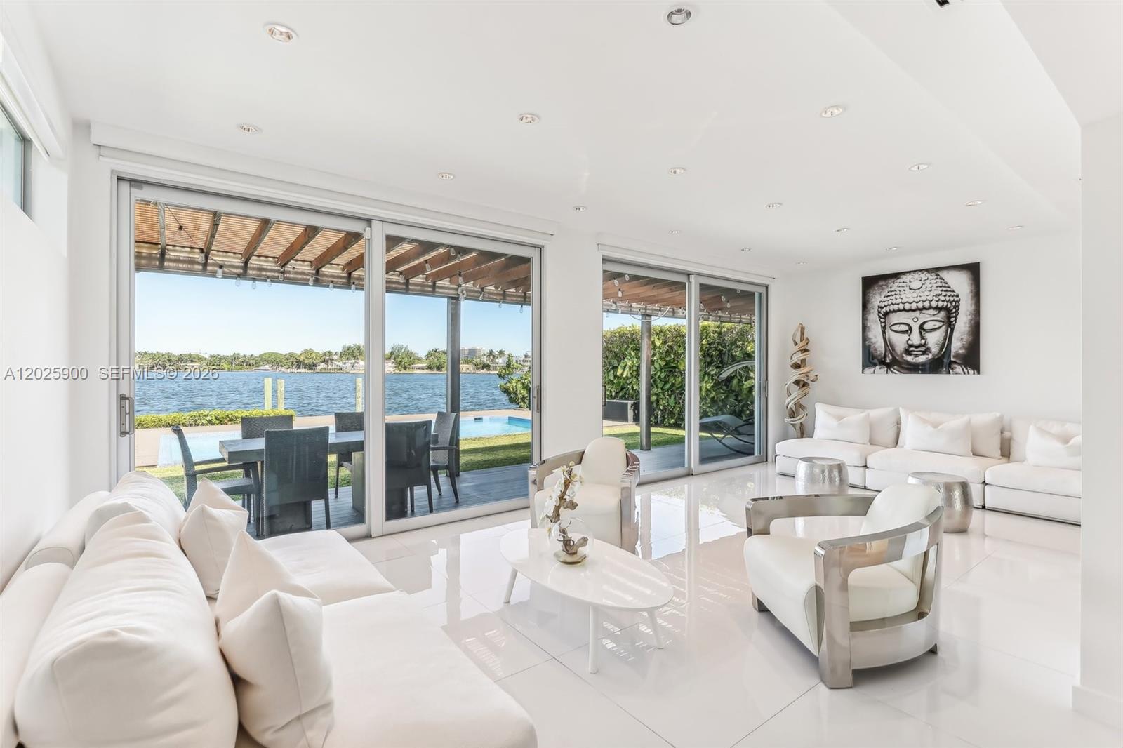 1231 Stillwater Dr Miami Beach, FL 33141