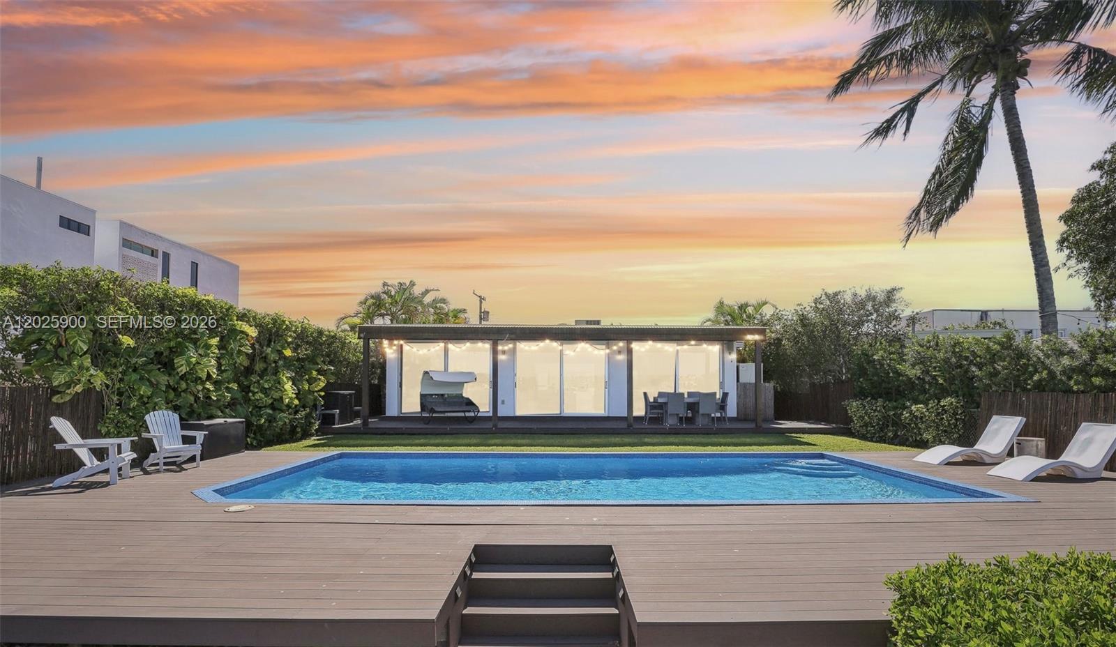 1231 Stillwater Dr Miami Beach, FL 33141
