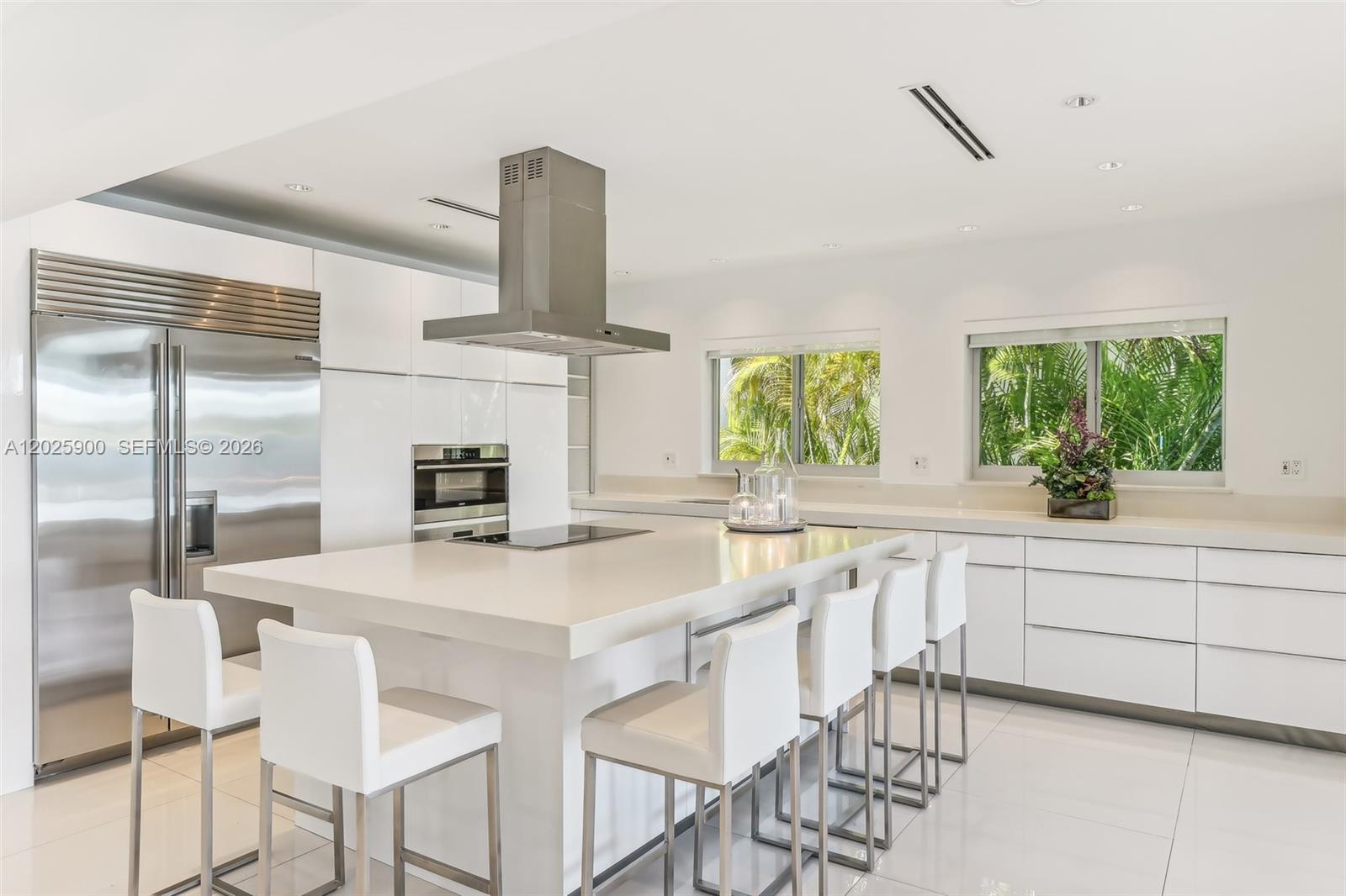 1231 Stillwater Dr Miami Beach, FL 33141