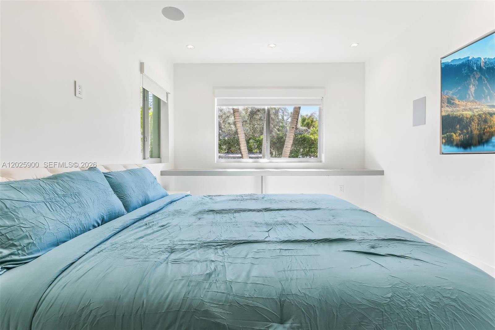 1231 Stillwater Dr Miami Beach, FL 33141