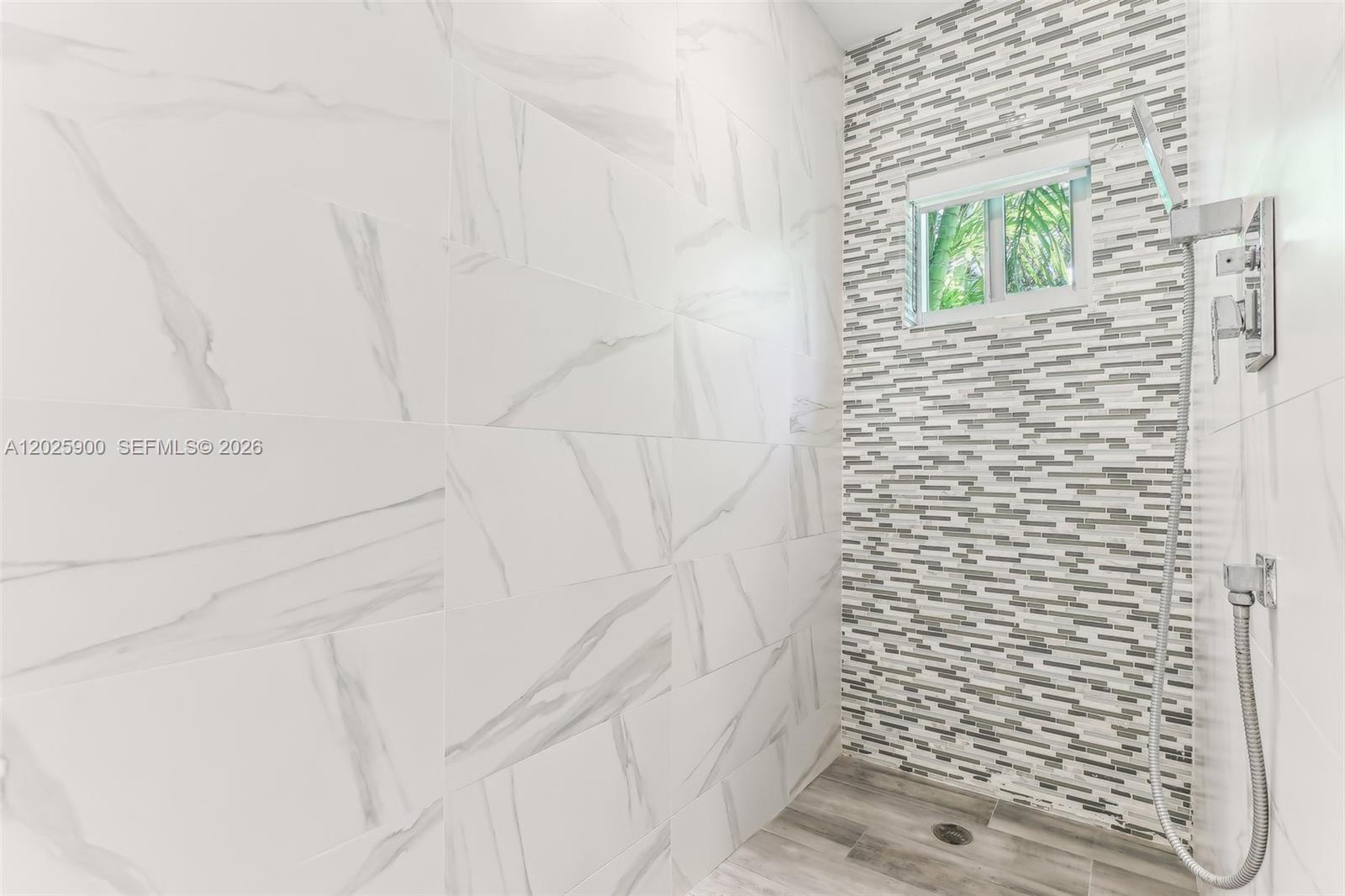 1231 Stillwater Dr Miami Beach, FL 33141