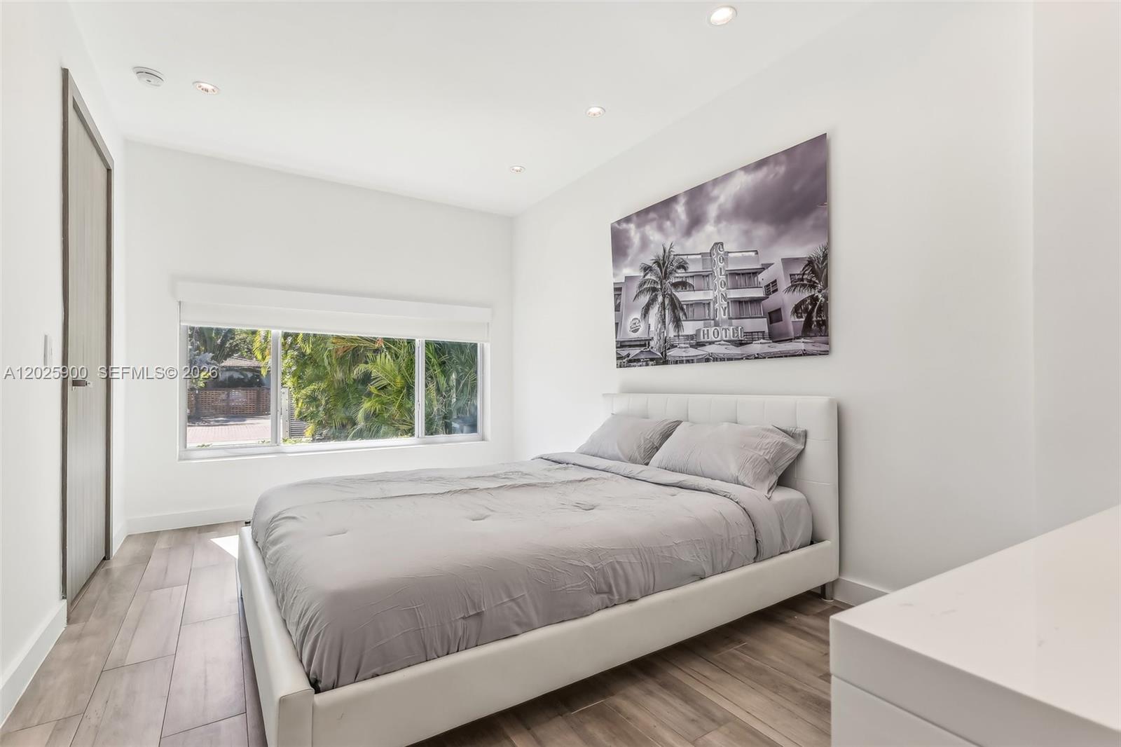 1231 Stillwater Dr Miami Beach, FL 33141